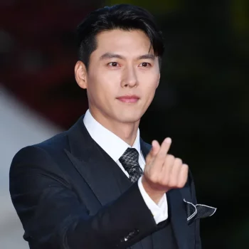 10 Hyun Bin  