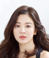 10 Song Hye Kye 