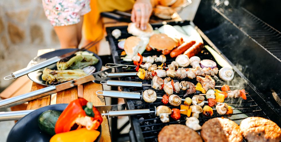 ESSENTIAL GRILL ACCESSORIES