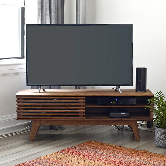 TV STANDS AND MEDIA CONSOLES TO ENJOY YOUR ENTERTAINMENT