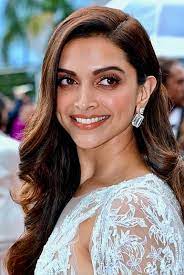 4 Deepika Padukone 