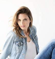 5 Stana Katic 