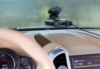 THE 10 BEST RADAR DETECTORS FOR YOUR CAR TO KEEP YOU TICKET-FREE